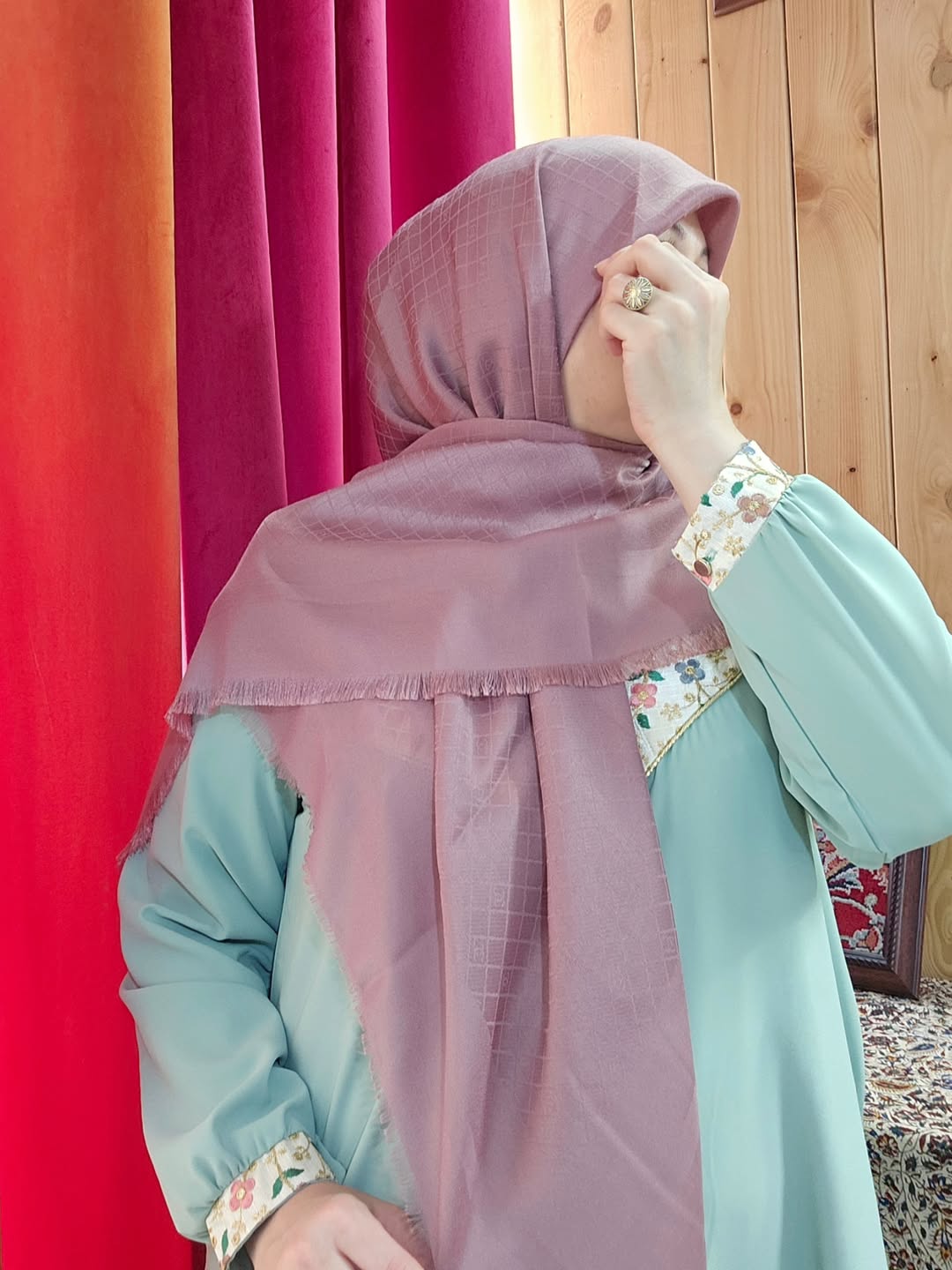 روسری نخ ژاکارد قواره ۱۲۵